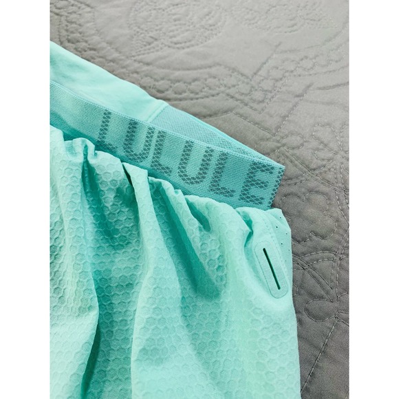 Lululemon Shorts Teal Womens Small Mint Turquoise Compression Lined Athletic - Picture 2 of 9